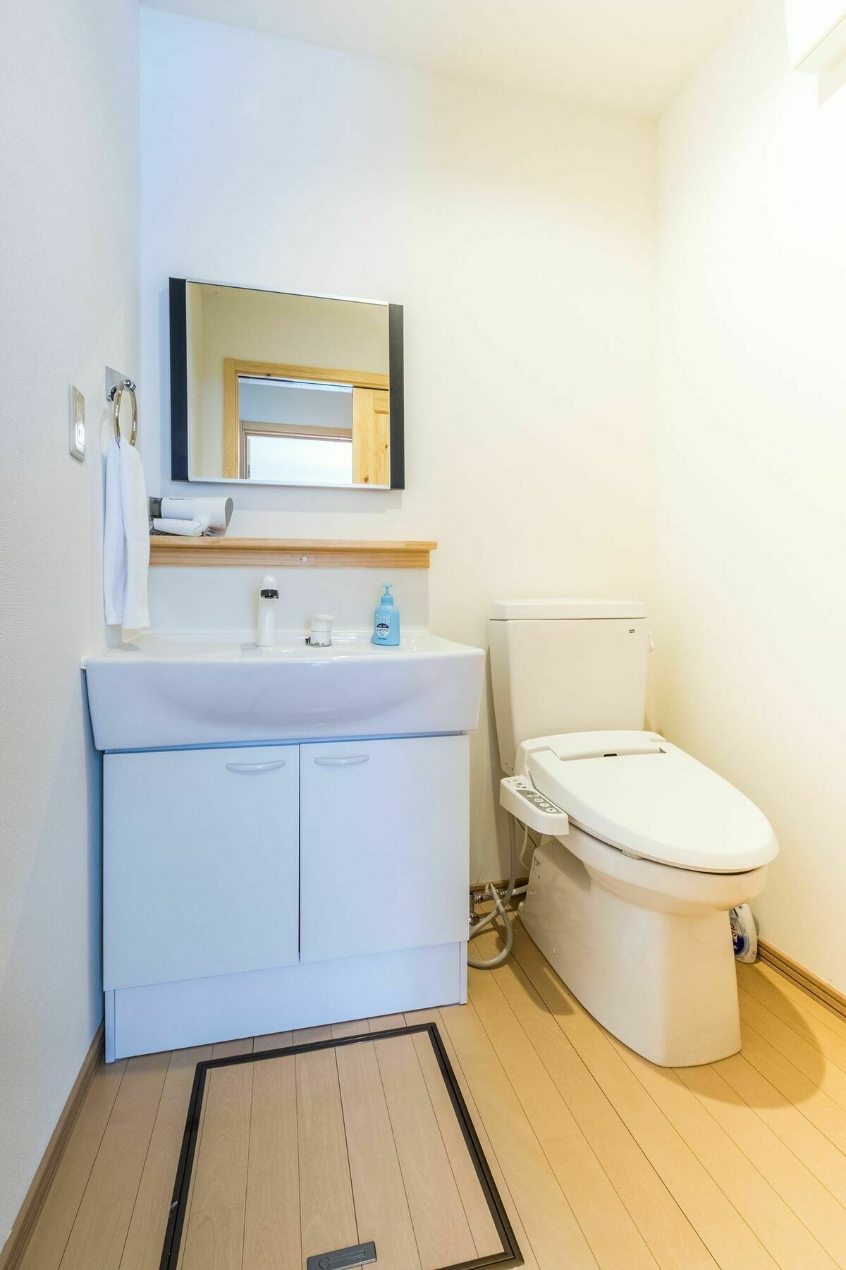 莫里山林小屋公寓 比罗夫 外观 照片